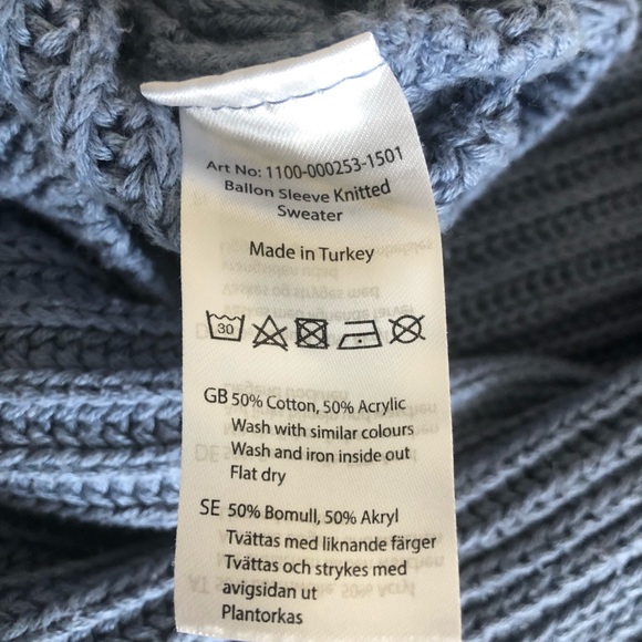 💙NA-KD Knitted Blue Oversized Sweater, High Neck with Puff Sleeves💙 - Picture 8 of 9